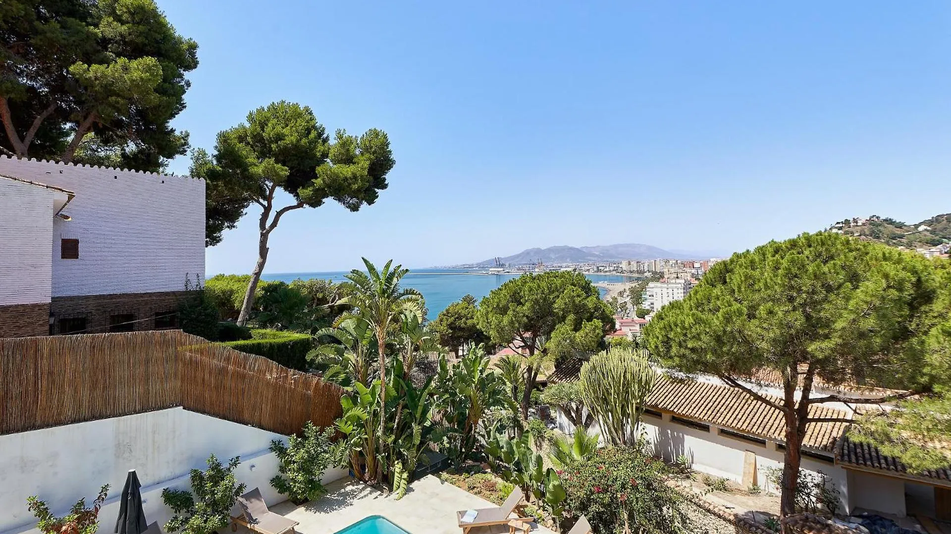 Solaga - Villa Obregon Malaga